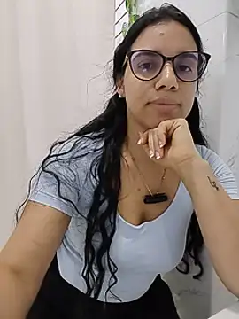 alanahot94 stripchat live cam model