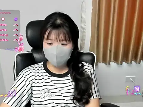 Linh_smile_ stripchat live cam model
