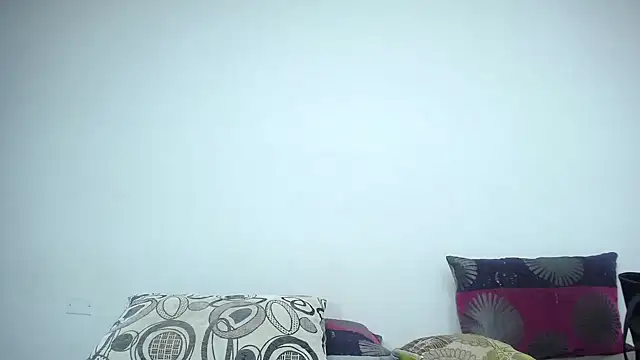 CrushOnMe_ stripchat live cam model