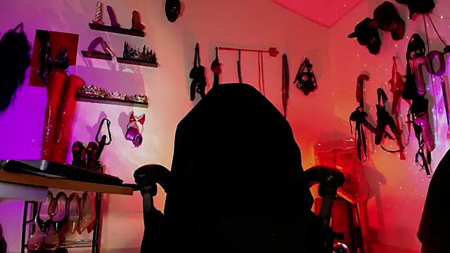 veresskaardila77 stripchat live cam model