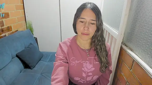 Penelope47 stripchat live cam model