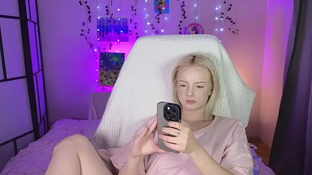 ImBonBon stripchat live cam model