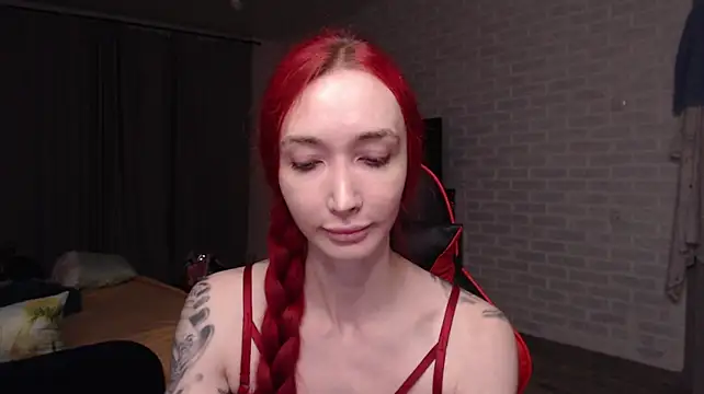 Roxy_Silver stripchat live cam model