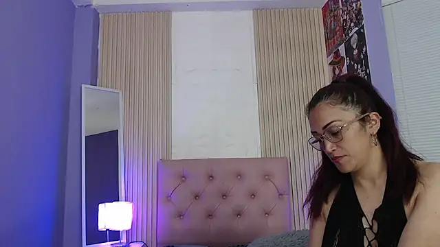 dayana_mendoza69 stripchat live cam model