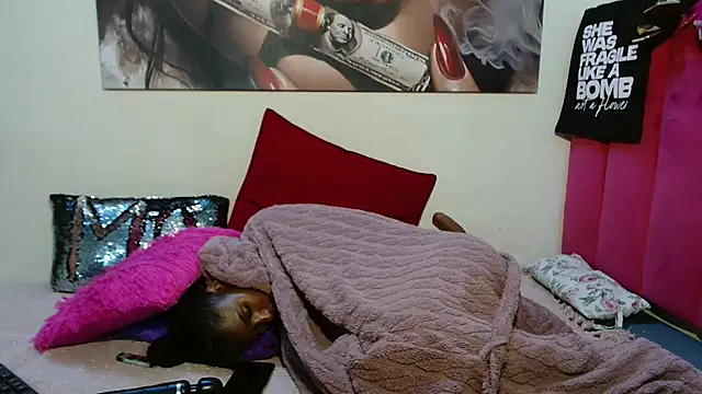 Moreish-06 stripchat live cam model