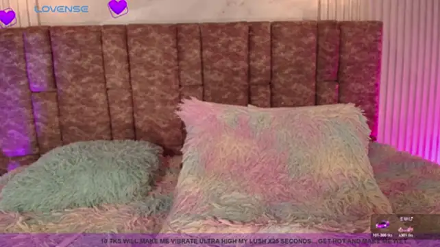tiffany_johnson11 stripchat live cam model