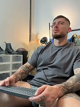 DimitriSullivan_ stripchat live cam model