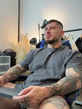 DimitriSullivan_ stripchat live cam model