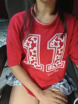 Aditi_1 stripchat live cam model