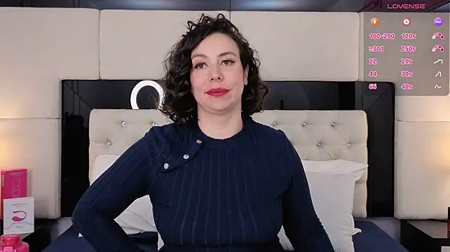 CarlaRossi_ stripchat live cam model