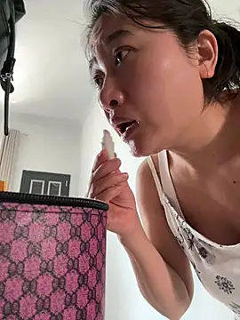 daaqnn stripchat live cam model