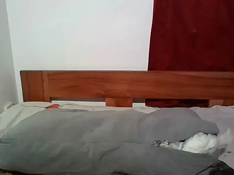 Blonde_lexxy stripchat live cam model