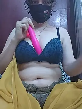 Saanvi-Sen stripchat live cam model