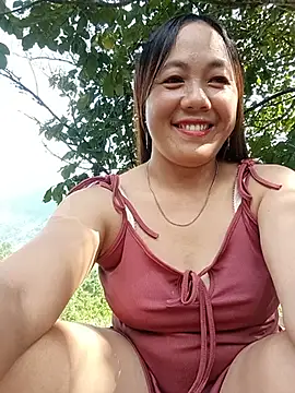 Sara_pusyy stripchat live cam model
