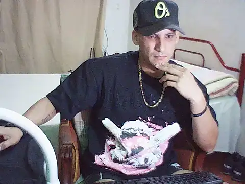 vortexX2565 stripchat live cam model