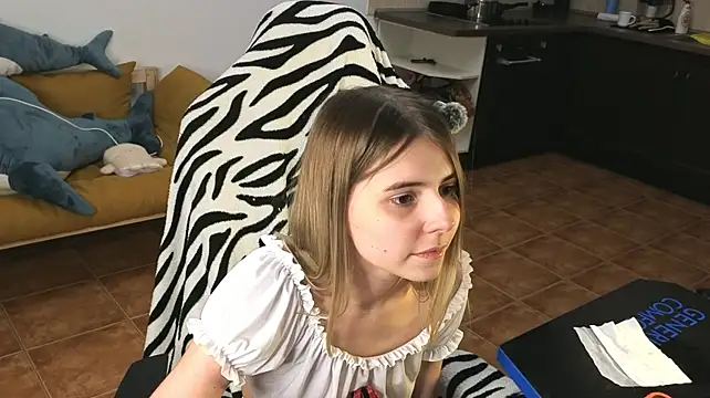 Honey_Lia stripchat live cam model