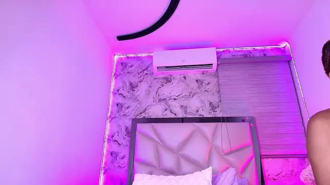 ali_laila stripchat live cam model