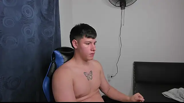 kri20 stripchat live cam model