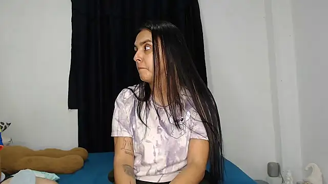 kathy_luisa stripchat live cam model