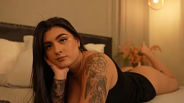 IrisBaker stripchat live cam model