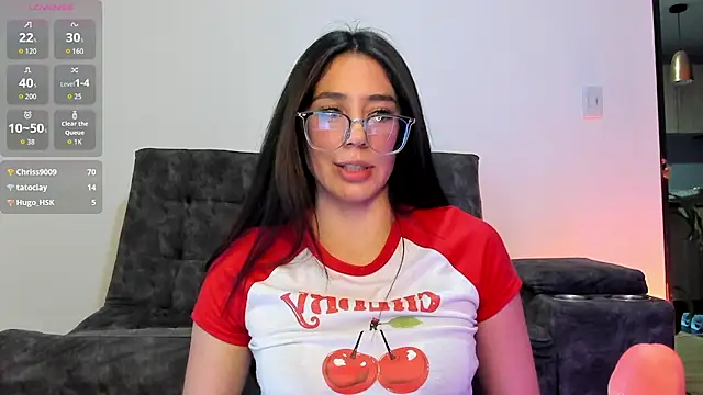 emmadiaz1 stripchat live cam model