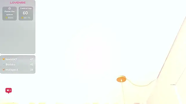 nylaroyale_cr stripchat live cam model