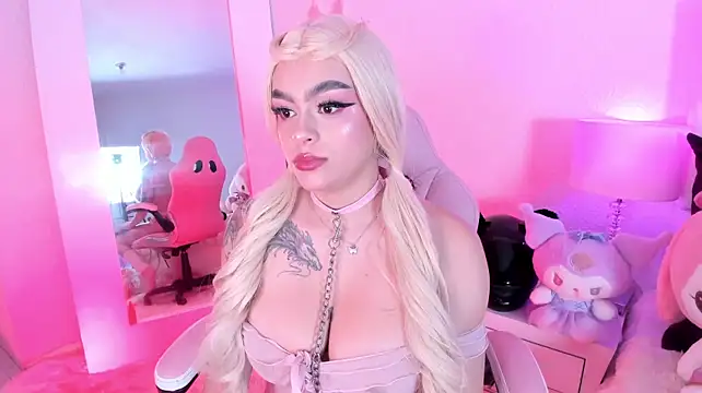ZafiroMartini_ stripchat live cam model