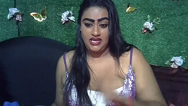 EROTICNAWTY2 stripchat live cam model
