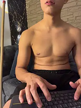 Lander_Cruz stripchat live cam model