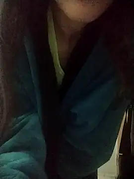 julianonicks stripchat live cam model