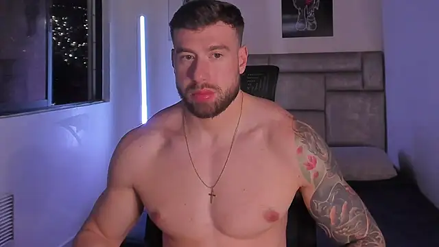 paul_rogerr stripchat live cam model