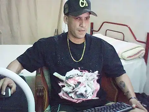 vortexX2565 stripchat live cam model