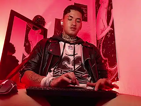 AlecBanne_ stripchat live cam model