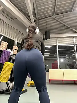 Nathcurly_ stripchat live cam model
