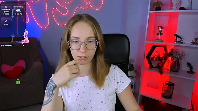 evalora_vei stripchat live cam model