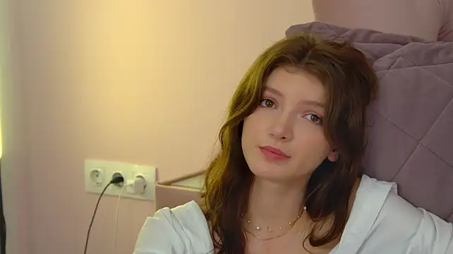 SophiaProve stripchat live cam model