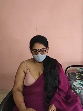 Luckybb-36a stripchat live cam model
