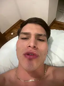 MaxxxSteil stripchat live cam model