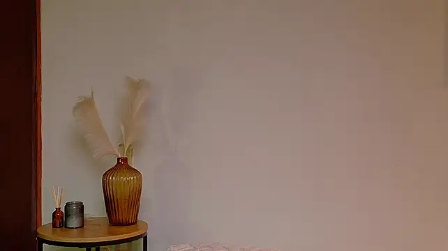 Zara_Nova stripchat live cam model