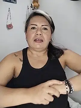 angi_daw stripchat live cam model