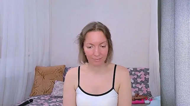 Amanda_Luxe stripchat live cam model