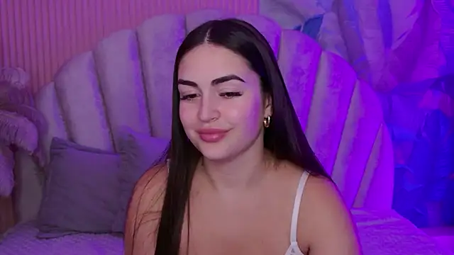 MileyBreen stripchat live cam model