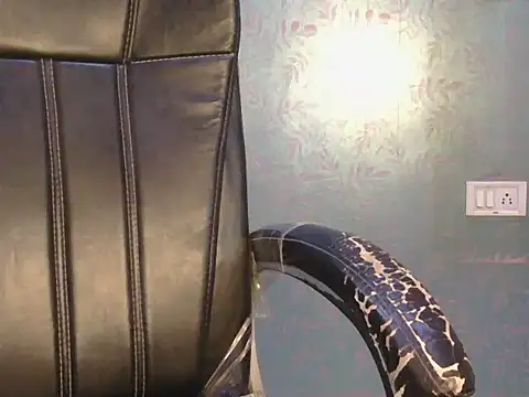 Notty_Avantika stripchat live cam model