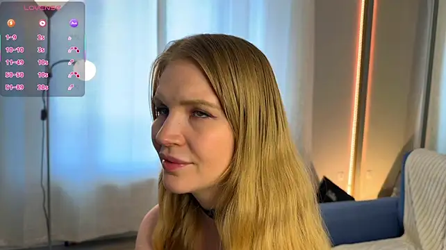pestiyilinet stripchat live cam model