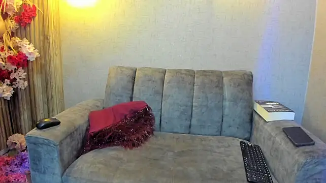 ShantalBr stripchat live cam model