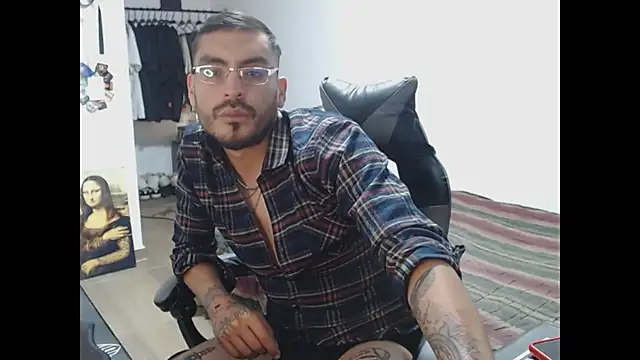 Malek_Xarx69 stripchat live cam model