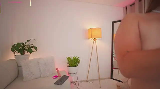 roxie_gates_ stripchat live cam model