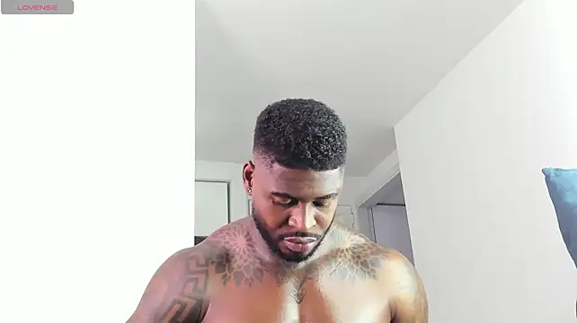 Makonneen stripchat live cam model