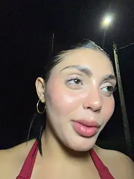 zui_lu stripchat live cam model