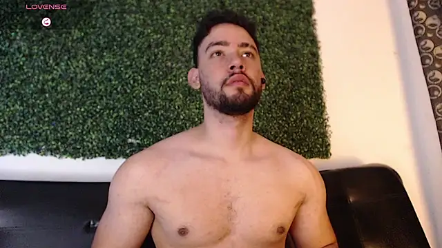 sam_ford_2 stripchat live cam model